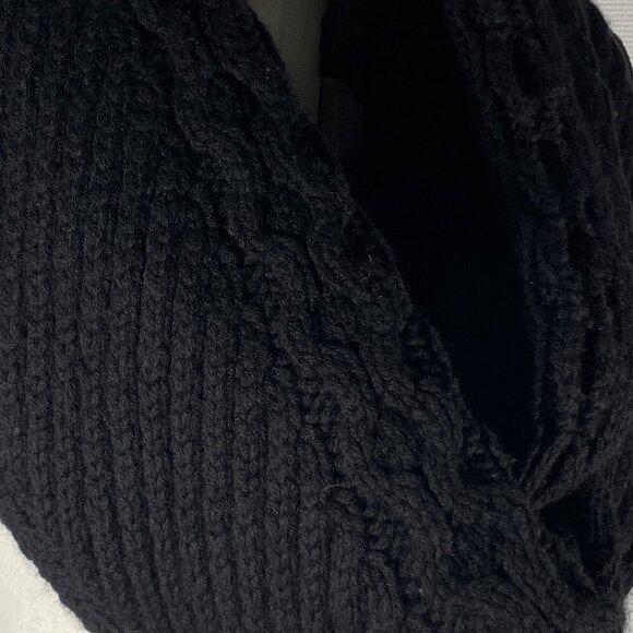 Coach Black Wool & Cashmere chunky Cable Knit fisherman Infinity Scarf neutral - Picture 6 of 10